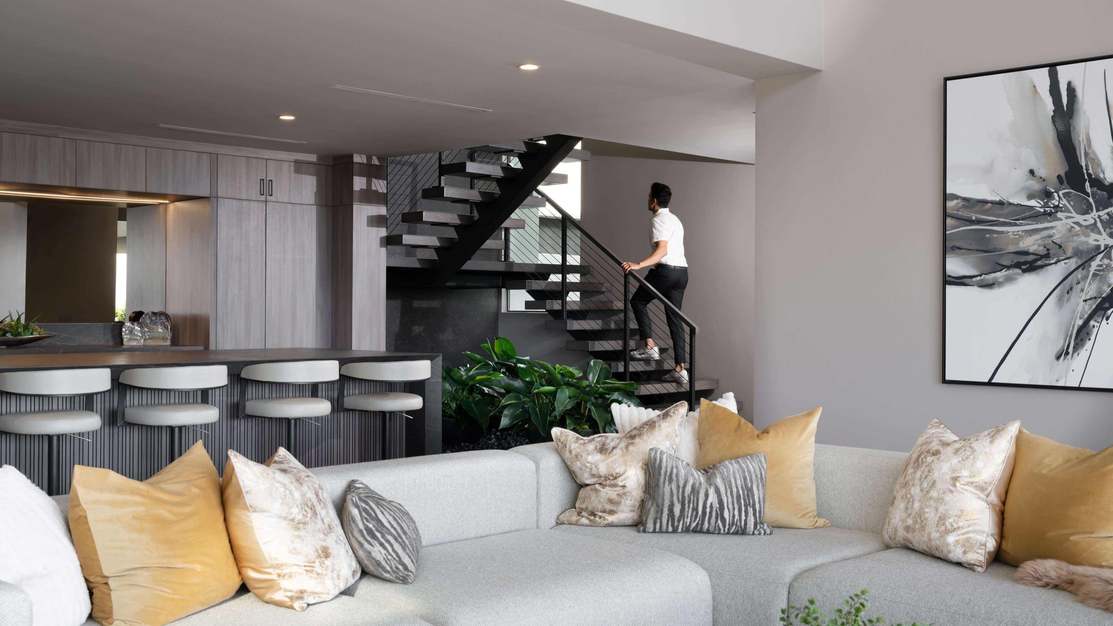 Blue Heron Homes Dragon Peak Drive Drift Stairs scaled