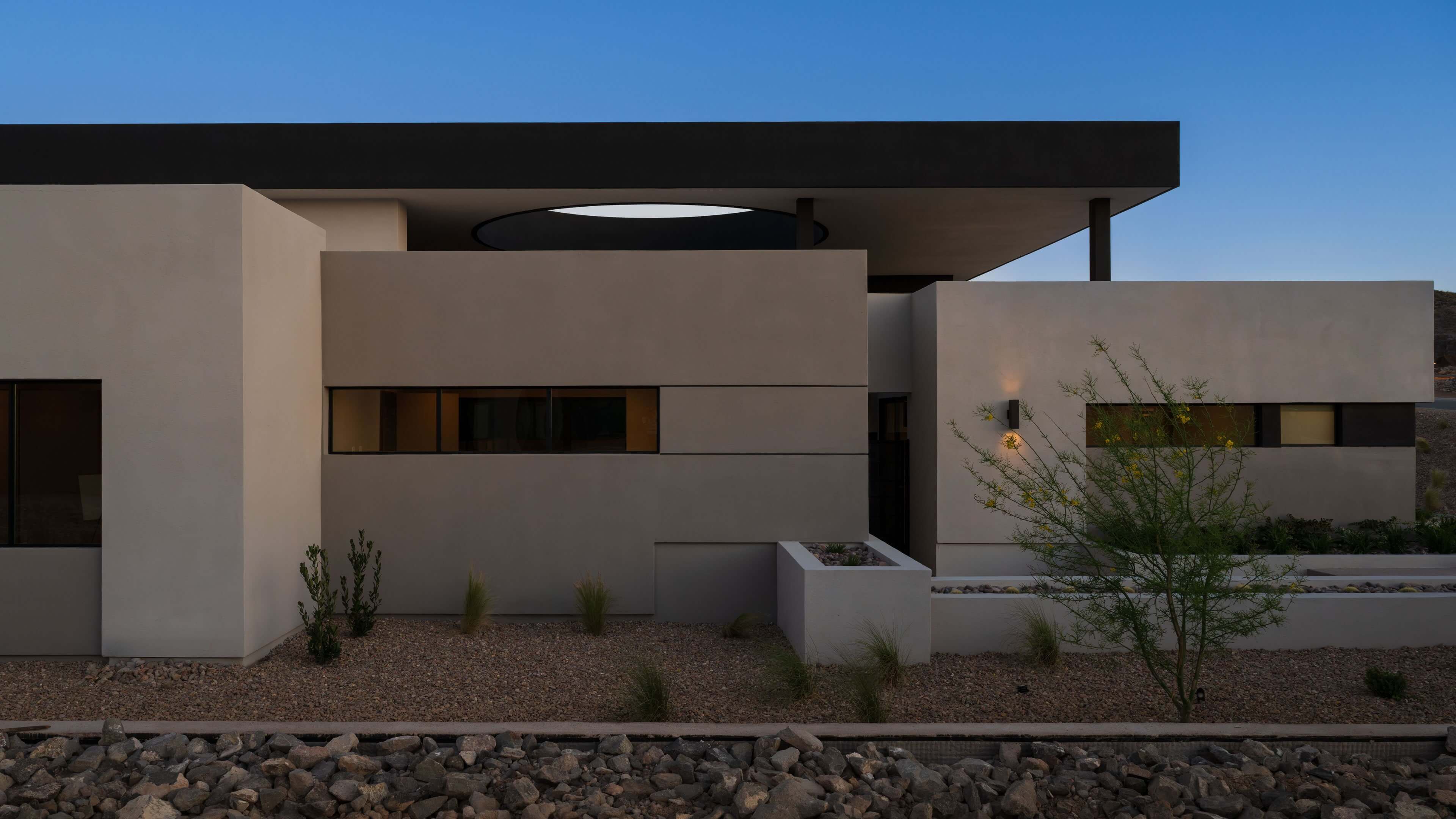 Blue Heron Homes Dragon Peak Drive Oculus Side scaled