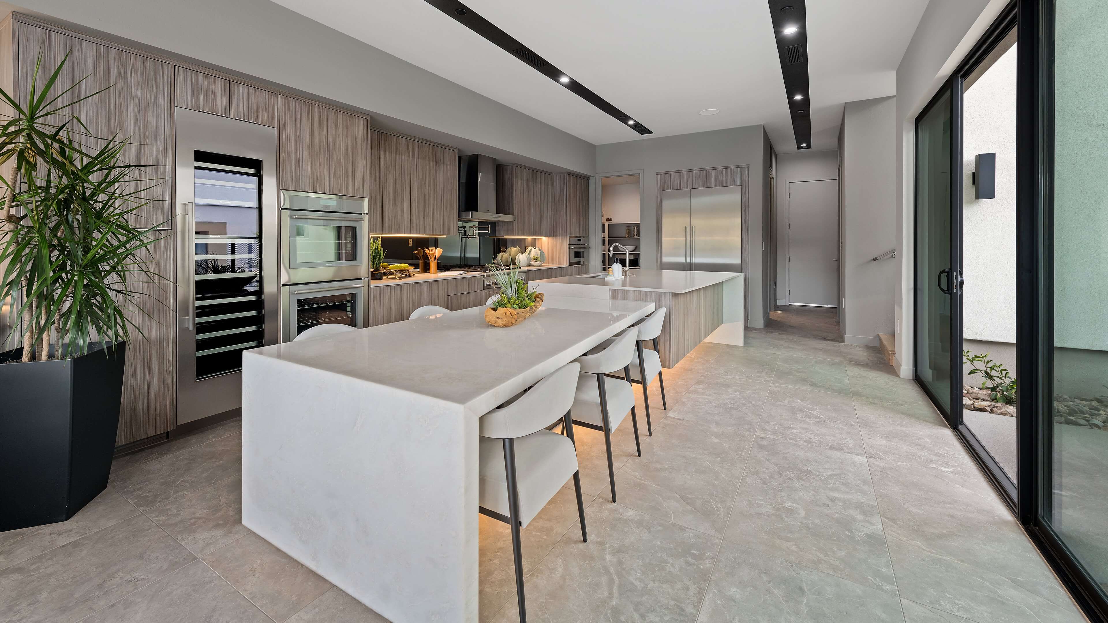 Lake Las Vegas Homes Shoreline Veran Kitchen scaled