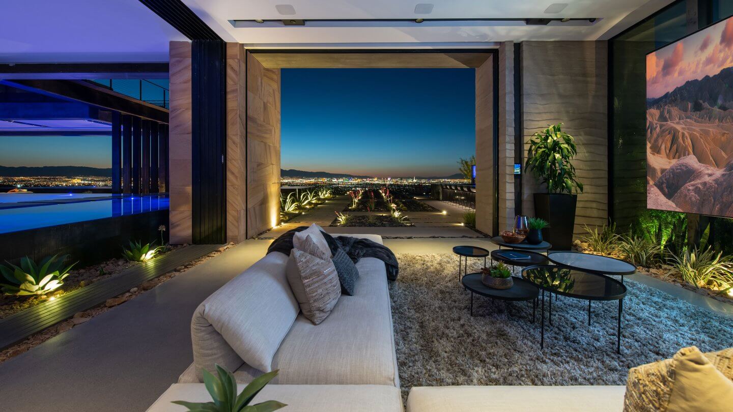 Las Vegas Custom Homes Elite VM001 Media scaled