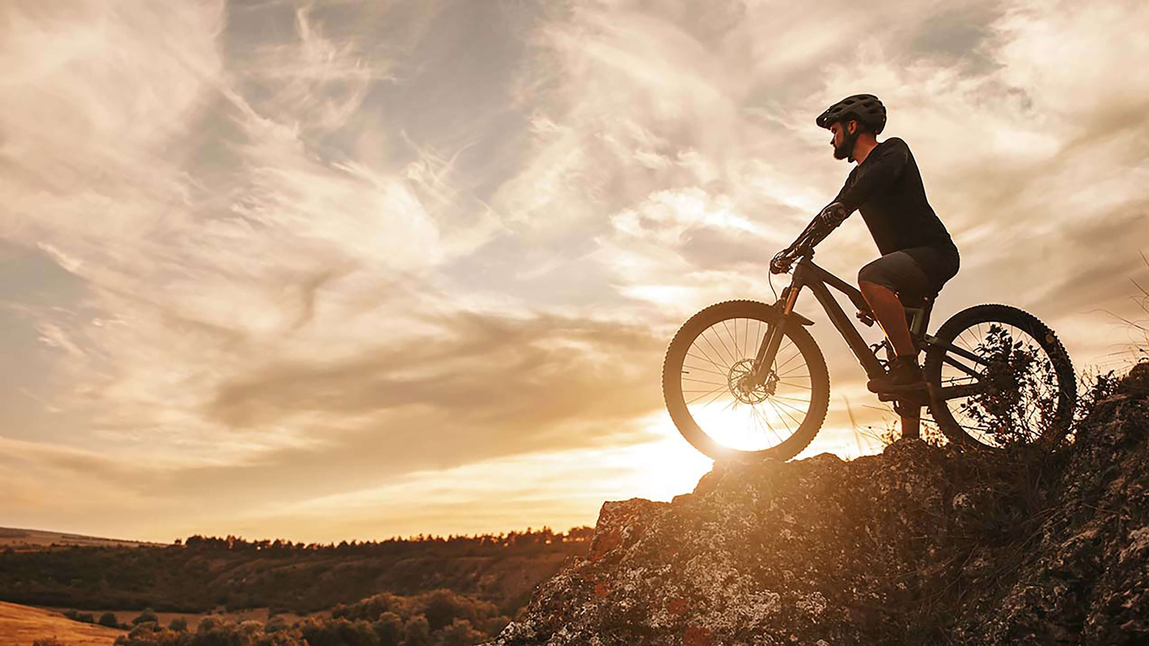 Ascaya Lifestyle Biking 3840.jpg scaled