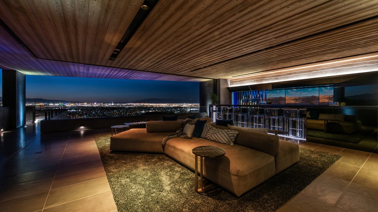 Serenity Amid the Neon – How Tyler Jones and Blue Heron Redefined Luxury Living in Las Vegas