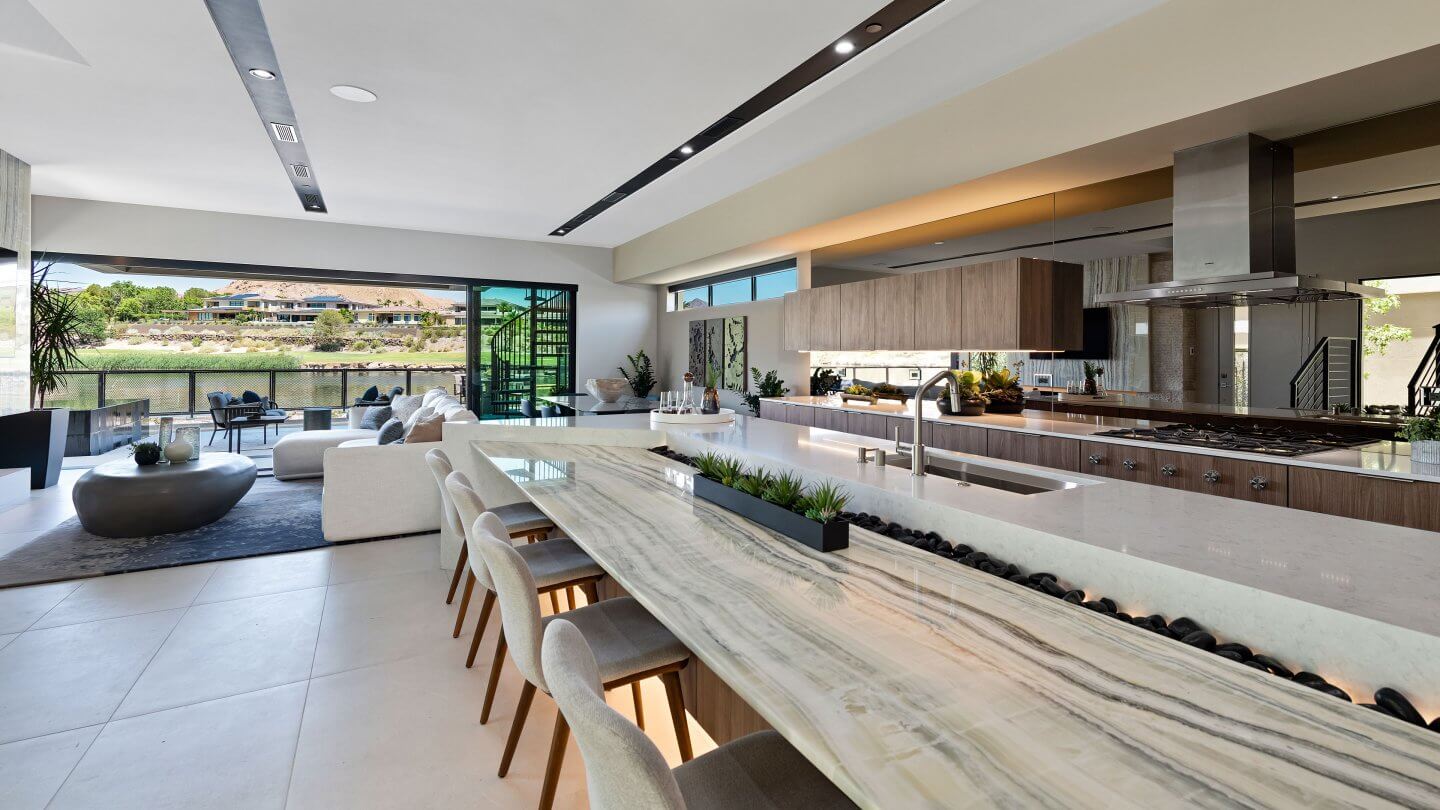 Home Lake Views Las Vegas Shoreline Abrir Kitchen scaled