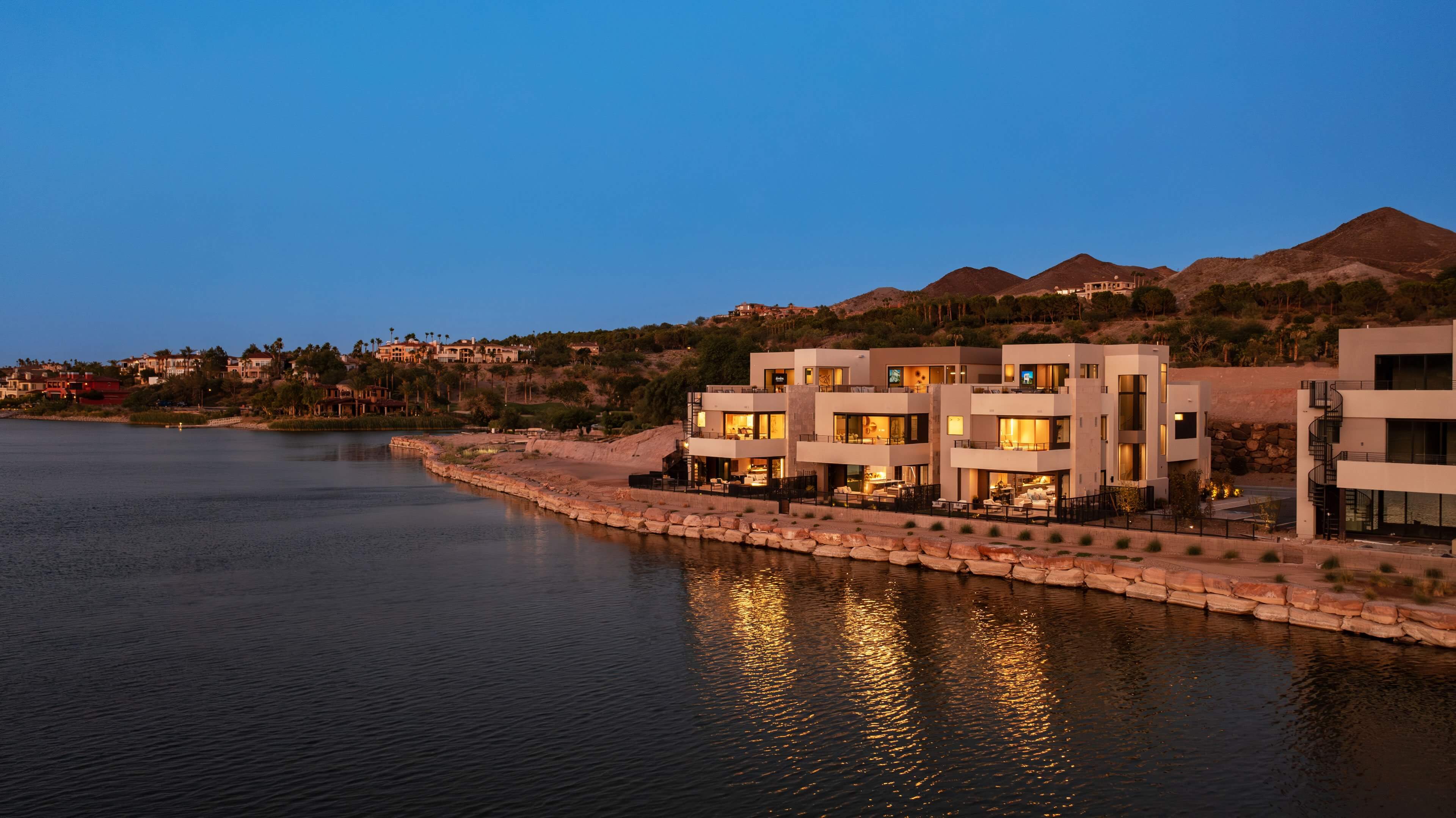BHNexus Shoreline ShowHomes RearExterior 03 20230707 scaled