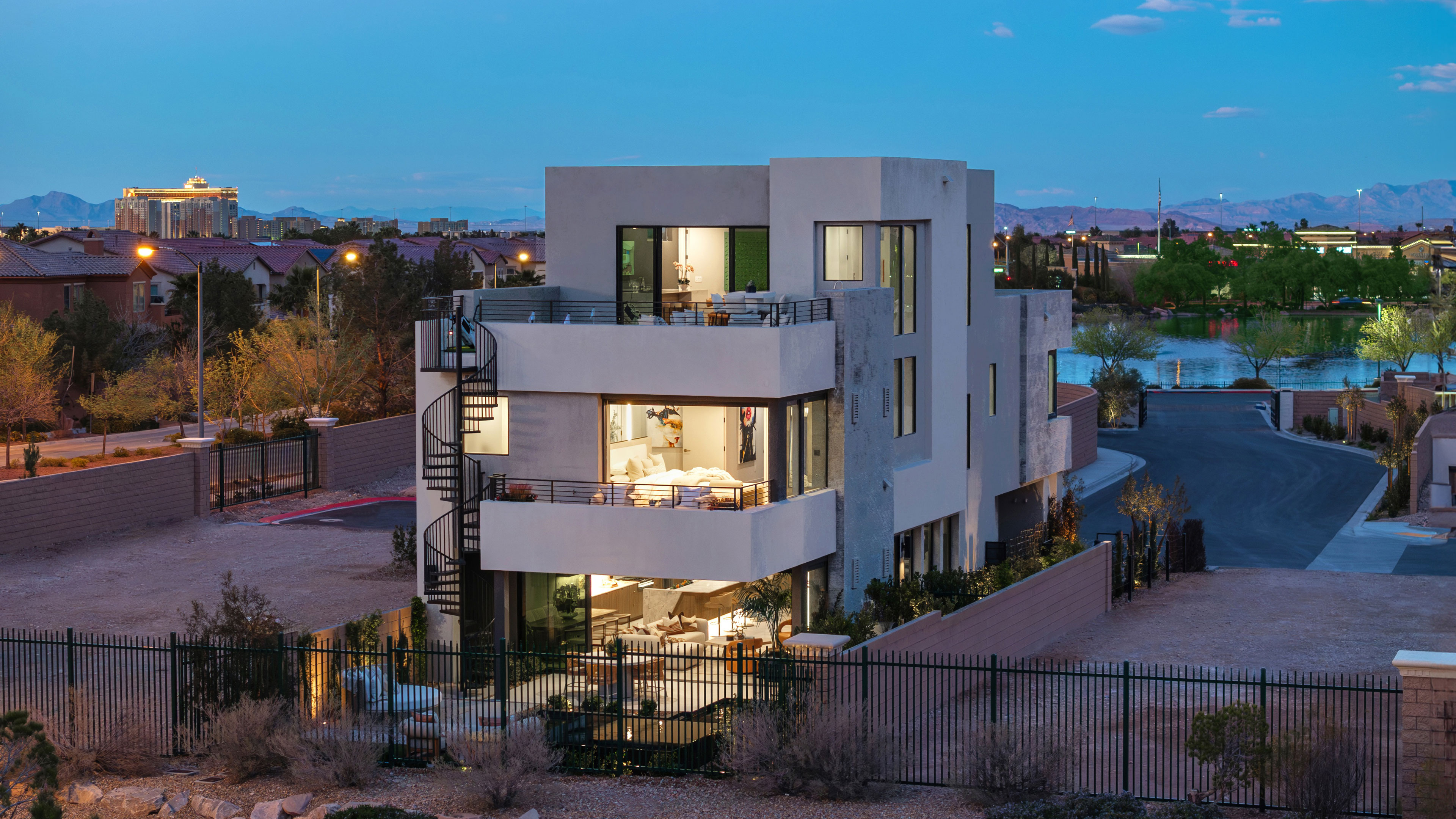 Homes Under $3,000,000